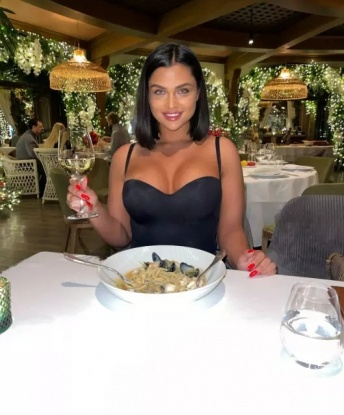 Алина